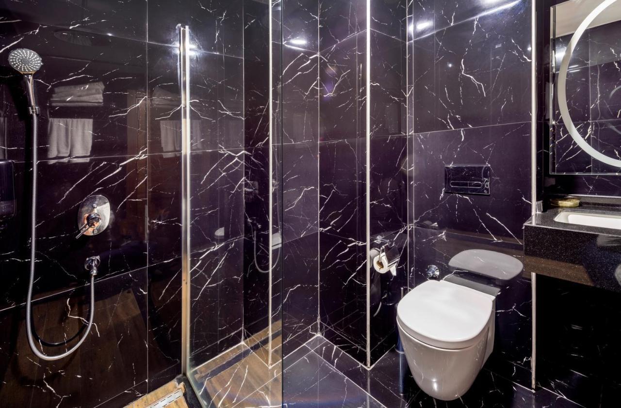 Novel Centre Point Hotel ファマグスタ エクステリア 写真